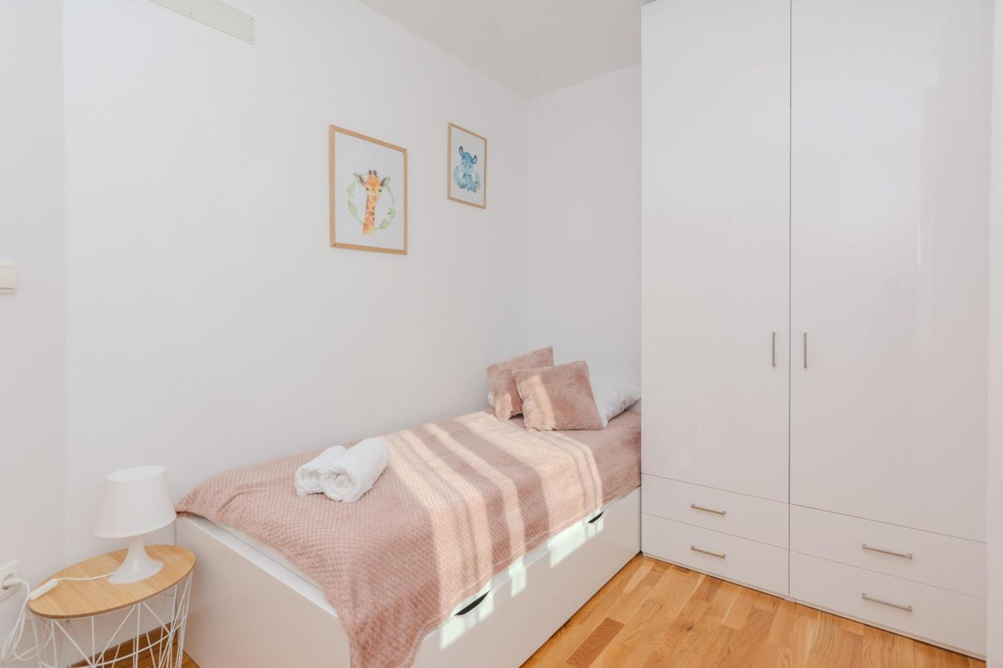 Holiday Home Lucy Pakostane Ngoại thất bức ảnh