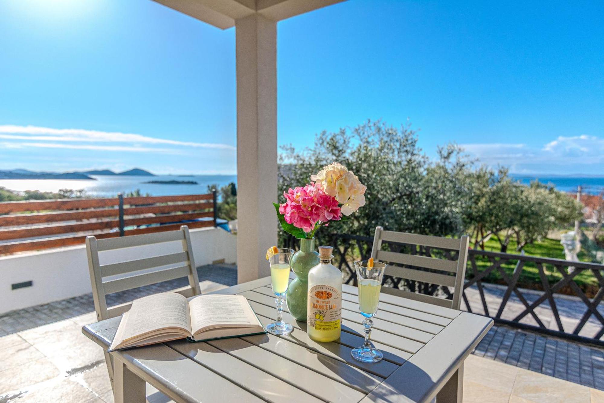 Holiday Home Lucy Pakostane Ngoại thất bức ảnh